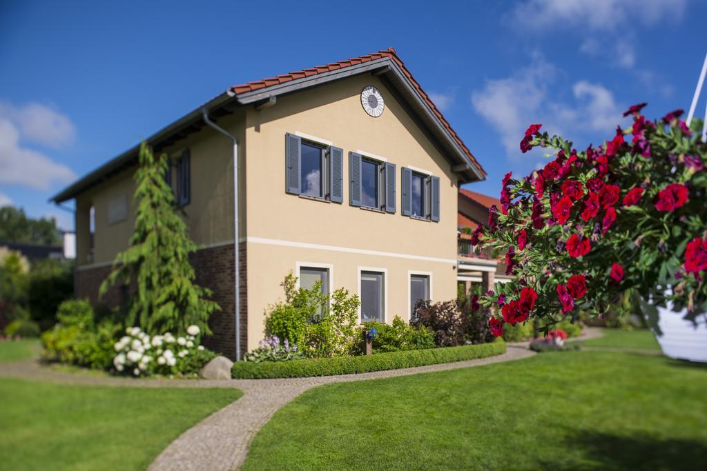 Villa Mare Apartamenty Гжибово Екстериор снимка