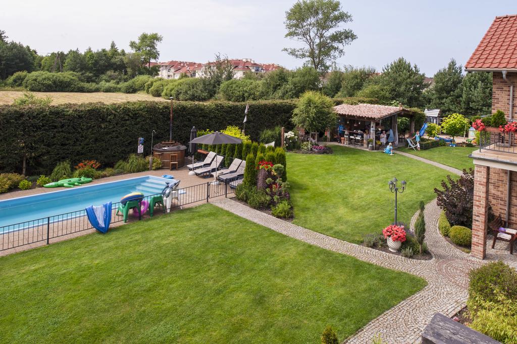 Villa Mare Apartamenty Гжибово Екстериор снимка