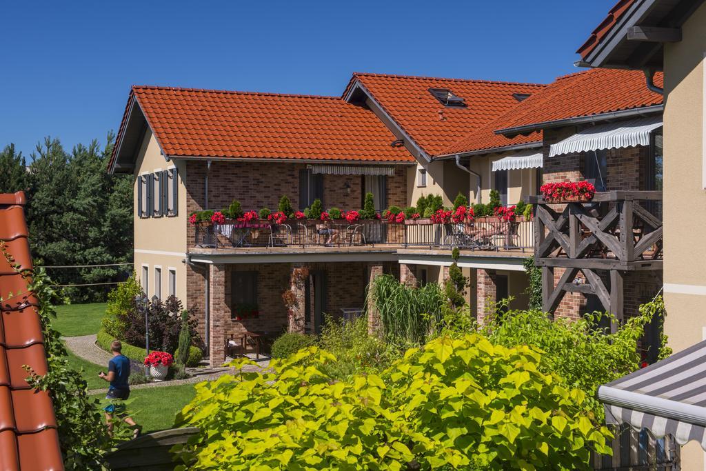 Villa Mare Apartamenty Гжибово Екстериор снимка