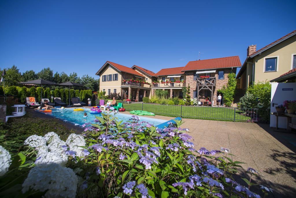 Villa Mare Apartamenty Гжибово Екстериор снимка